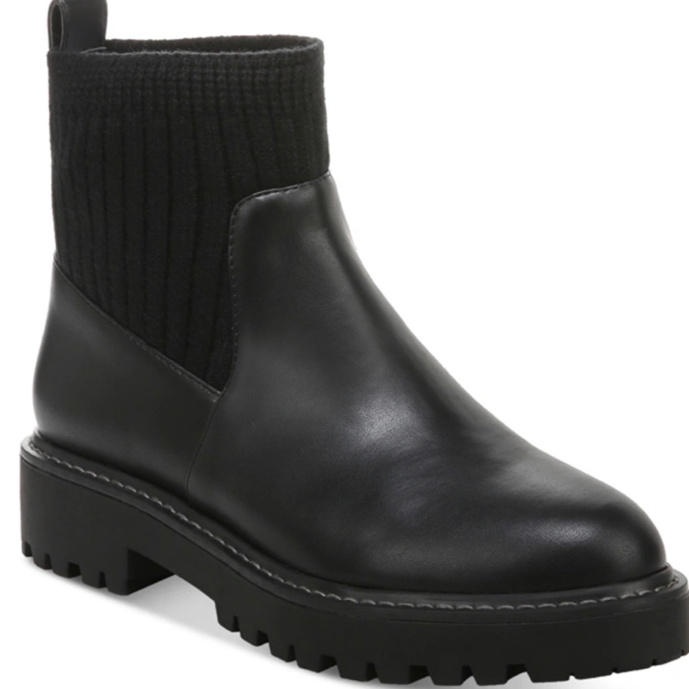 Giani Bernini Maxxine Pull-on Booties size 8/5 new with box.  #33